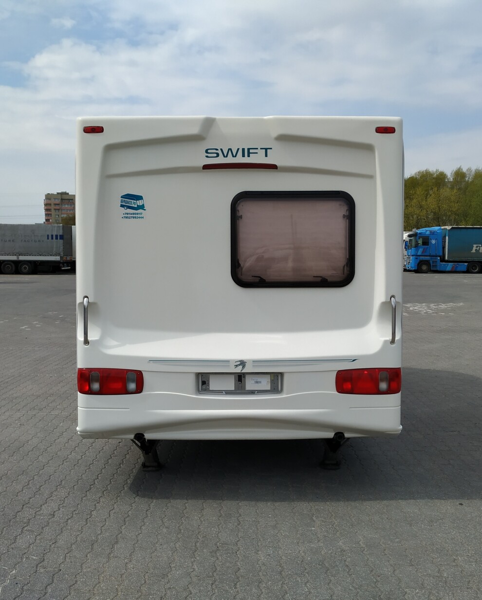 Дом на колёсах, Прицеп-дача: SWIFT CORNICHE. 750 кг.